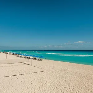 Hotelzone L16 Access Cancún
