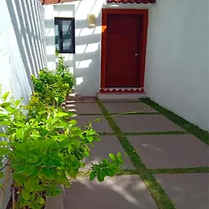 Caribbean Turquoise With Access To The Cancún