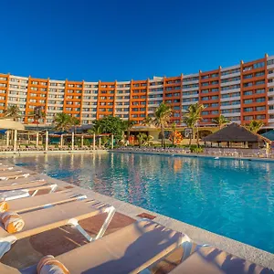 5* Курортный комплекс Crown Paradise Club -