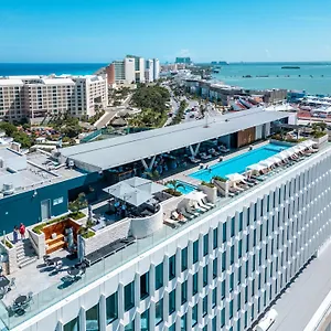 4* Отель Canopy By Hilton La Isla