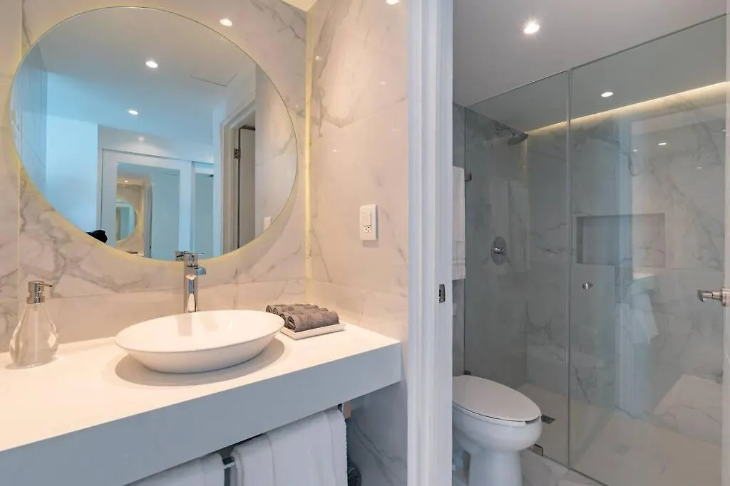 Exclusive Studio On The Beach, Minimalist, Gym, Pool, Jacuzzi, Balcony Cancun 0*,