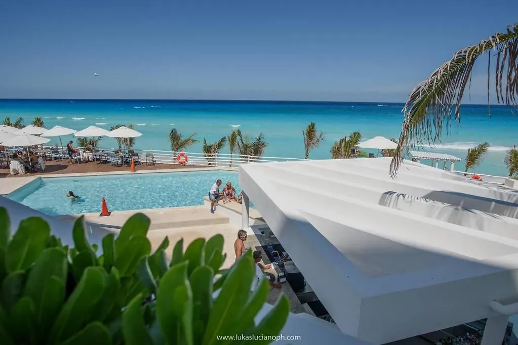 Exclusive Studio On The Beach, Minimalist, Gym, Pool, Jacuzzi, Balcony Cancun 0*,  Mexico