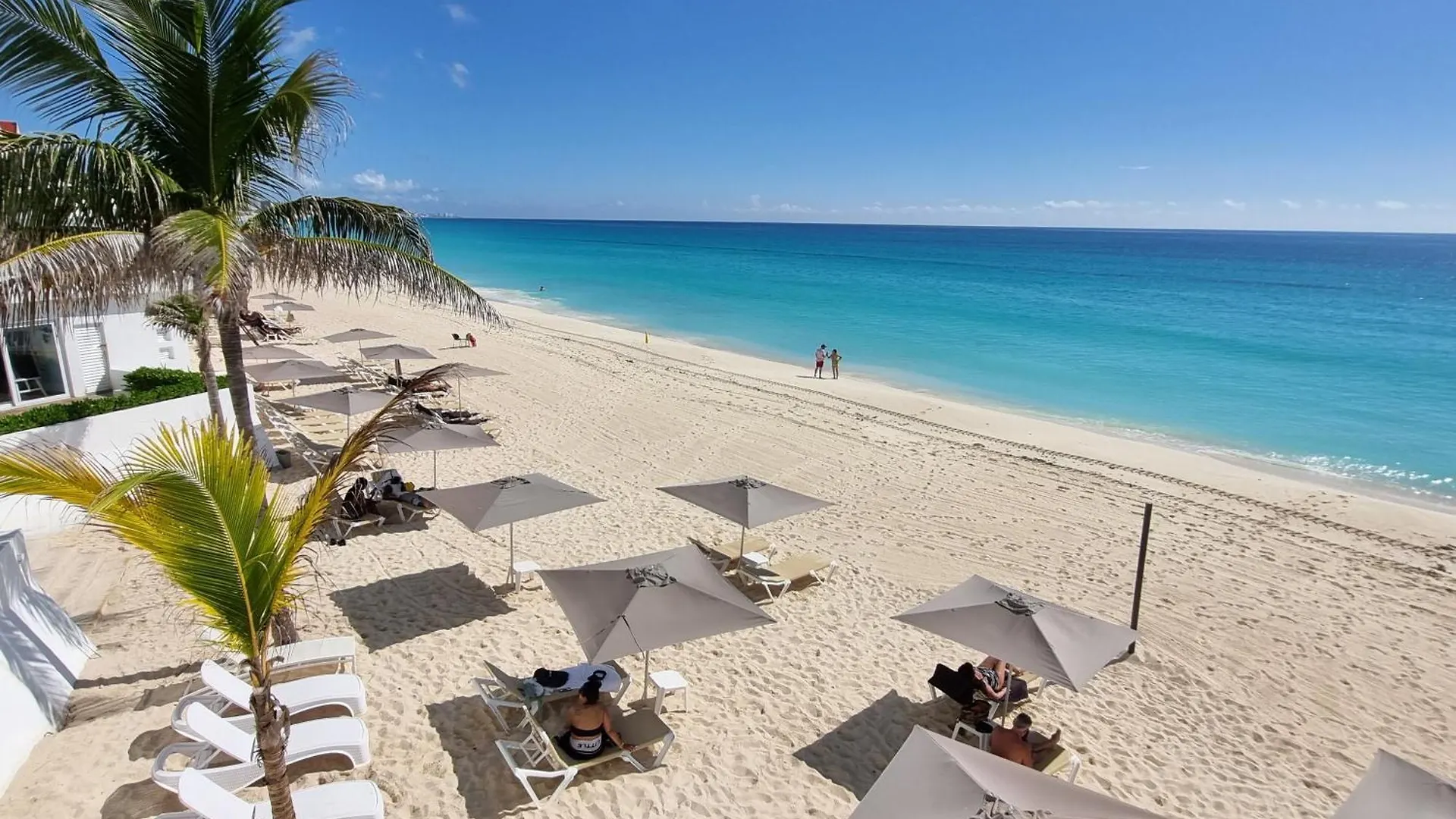 Exclusive Studio On The Beach, Minimalist, Gym, Pool, Jacuzzi, Balcony Cancun 0*,  Mexico